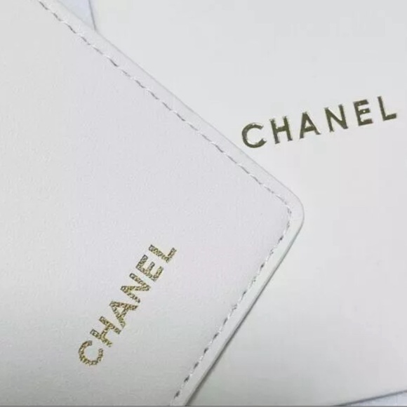 Chanel Card Holder - Picture 4 of 4